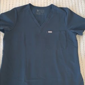 Figs midnight blue Catarina scrub top large